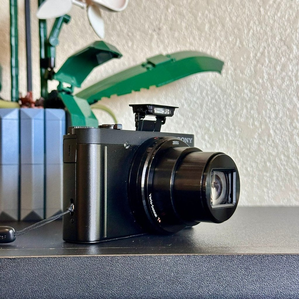bevintage™ 🍇 🎀 Sony Cyber-shot DSC-WX500 Digital Camera (Black) - Compact 18.2MP with 30X Optical Zoom 📷