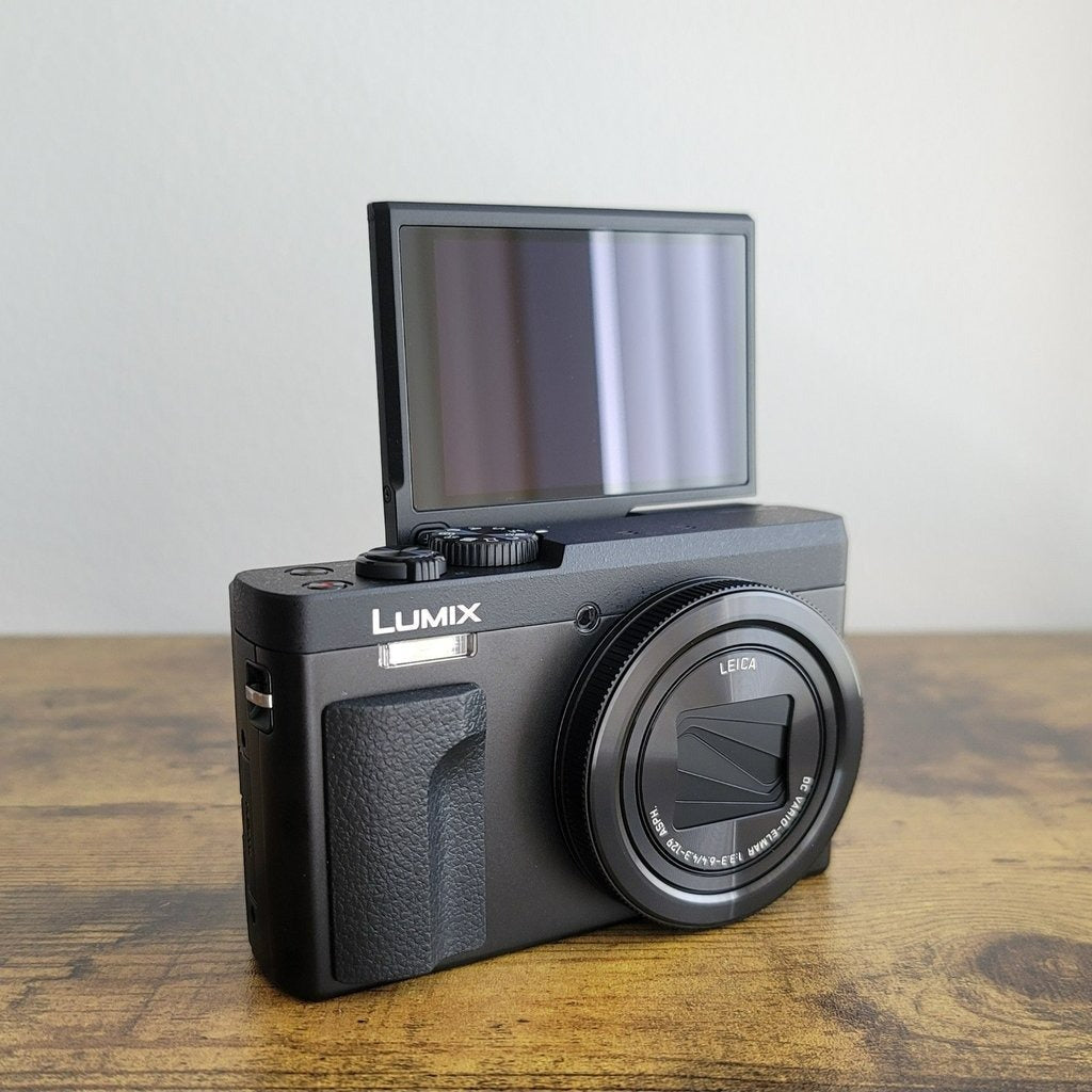 bevintage™ 🍇 🎀 Panasonic LUMIX DC-ZS70 20.3 Megapixel Digital Camera (Complete Open Box) 📷
