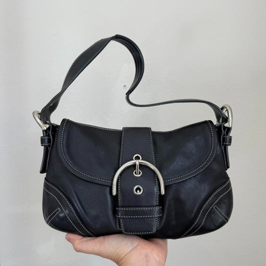 bevintage™ Authentic vintage Coach Soho shoulder bag black medium