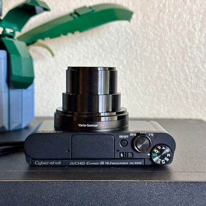bevintage™ 🍇 🎀 Sony Cyber-shot DSC-WX500 Digital Camera (Black) - Compact 18.2MP with 30X Optical Zoom 📷