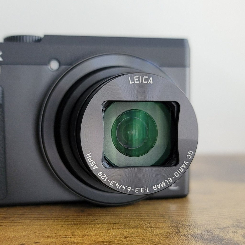 bevintage™ 🍇 🎀 Panasonic LUMIX DC-ZS70 20.3 Megapixel Digital Camera (Complete Open Box) 📷